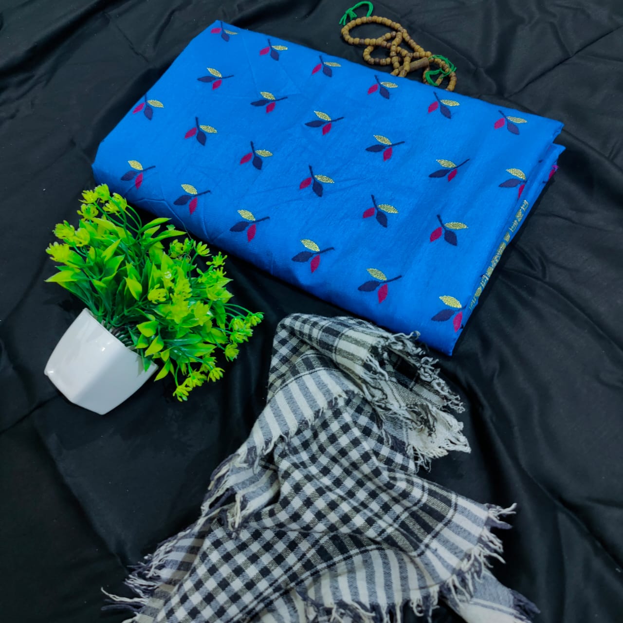 Dupiyan silk saree