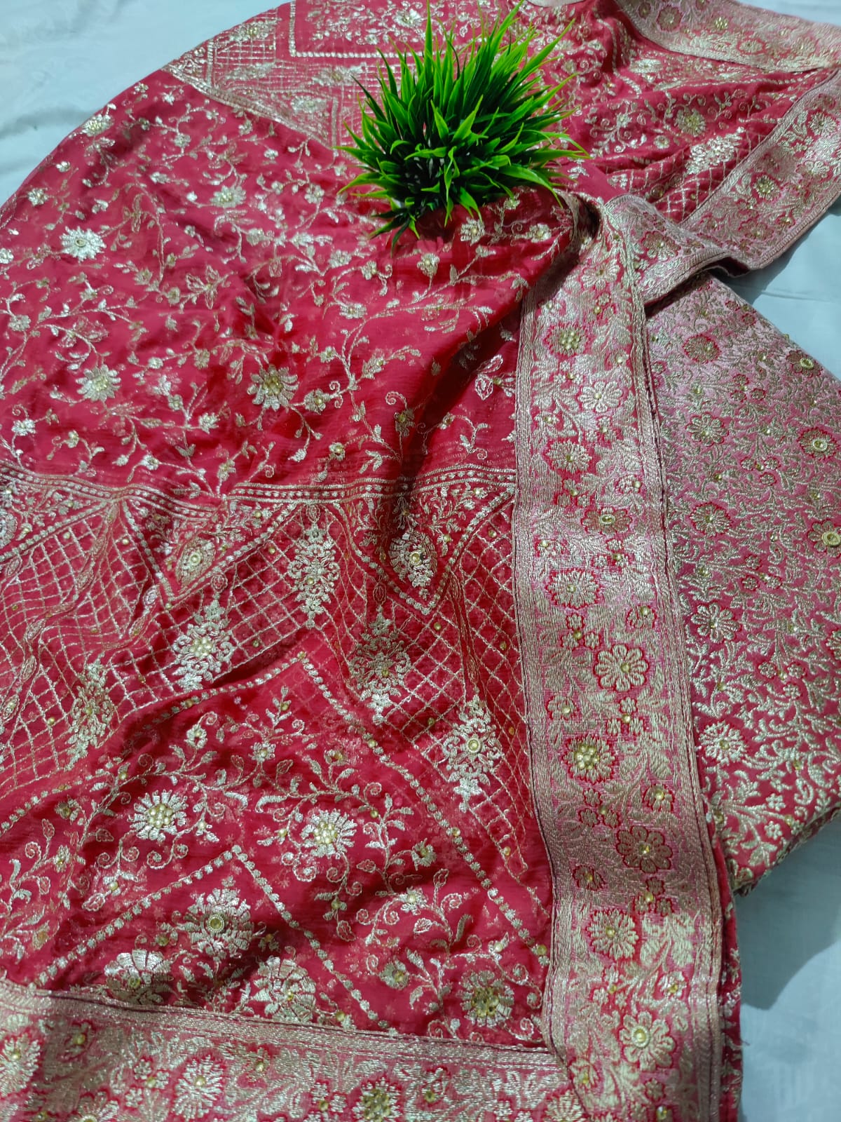Kimkhab garara - banarsi onion colour kimkhab garara
Banarasi silk suit, bridal gharara wedding dress