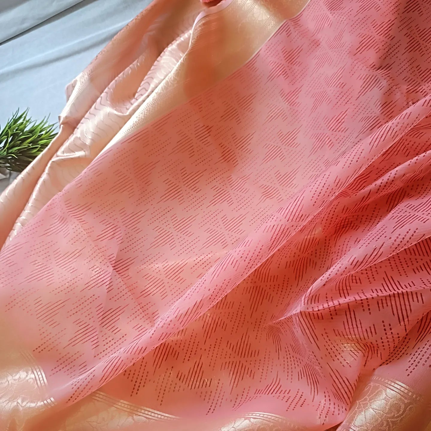 Banarsi handbrus organza silk saree llhand craft banarsi organza silk saree lltisshue silk hand craft saree