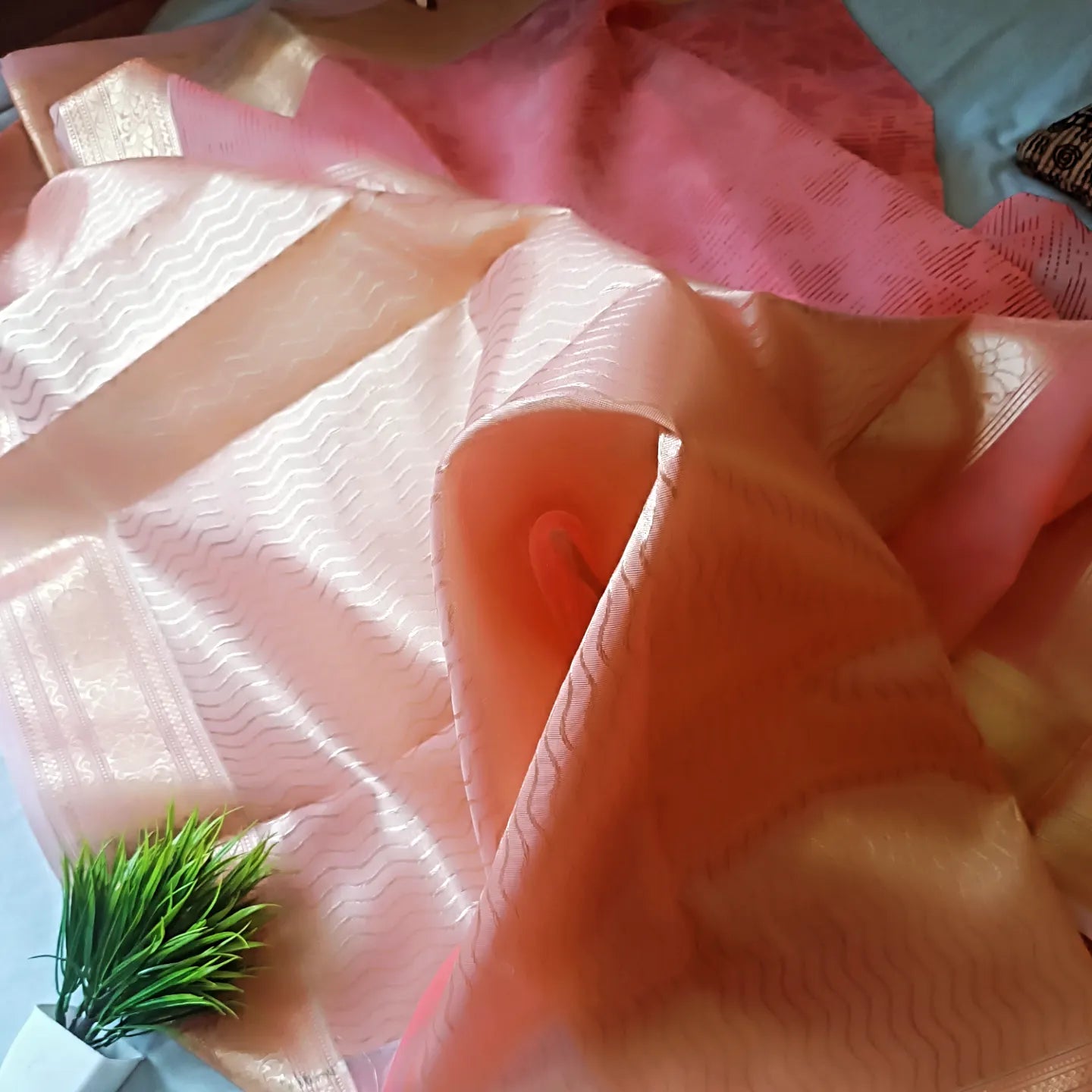 Banarsi handbrus organza silk saree llhand craft banarsi organza silk saree lltisshue silk hand craft saree