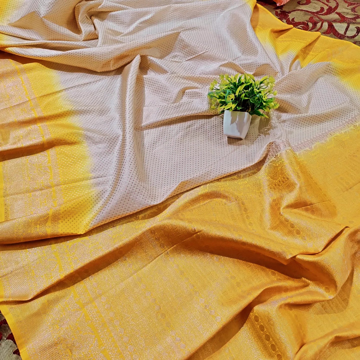 Gaji banarsi silk woven mini buti - Banarsi Brides