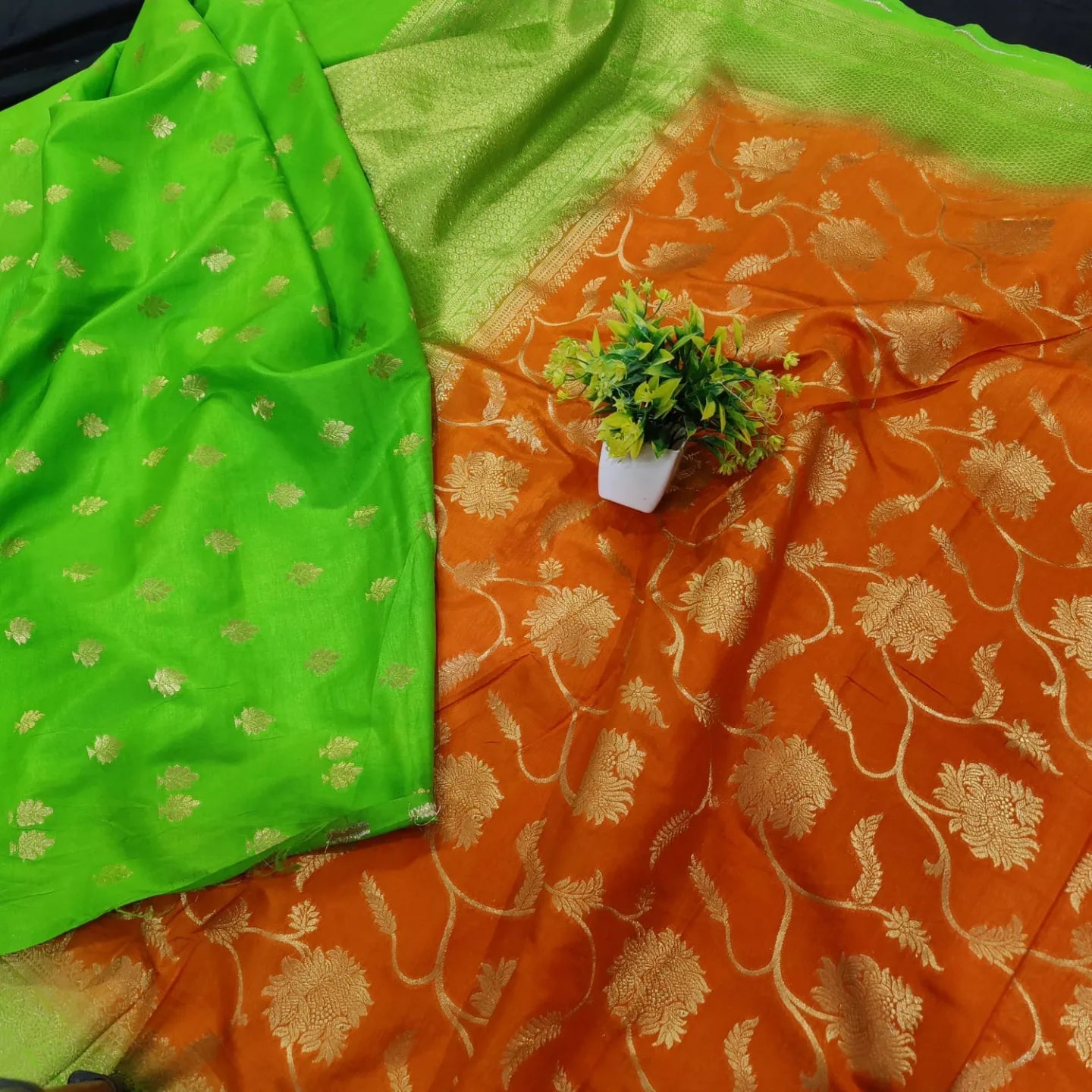 Dupiyan silk cuntras saree orenge  green - Banarsi Brides