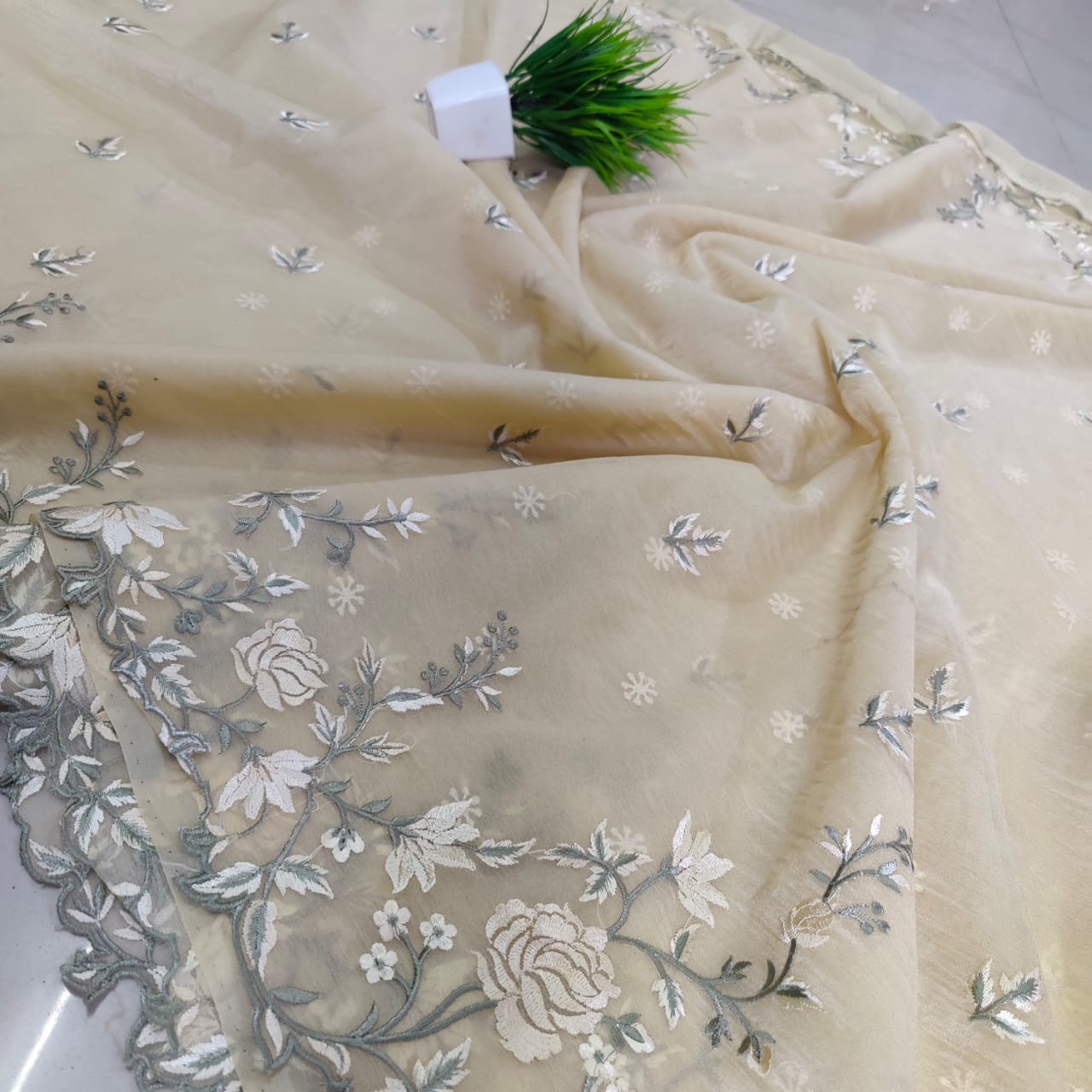 organza saree