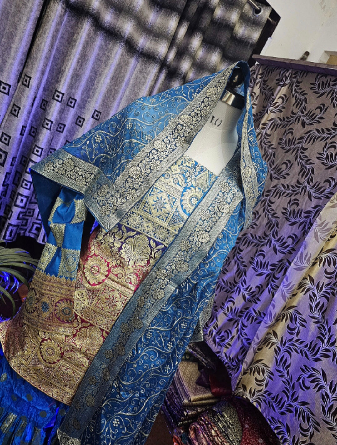 Semi stich banarsi katan silk gharara/kimkhab stich gharara