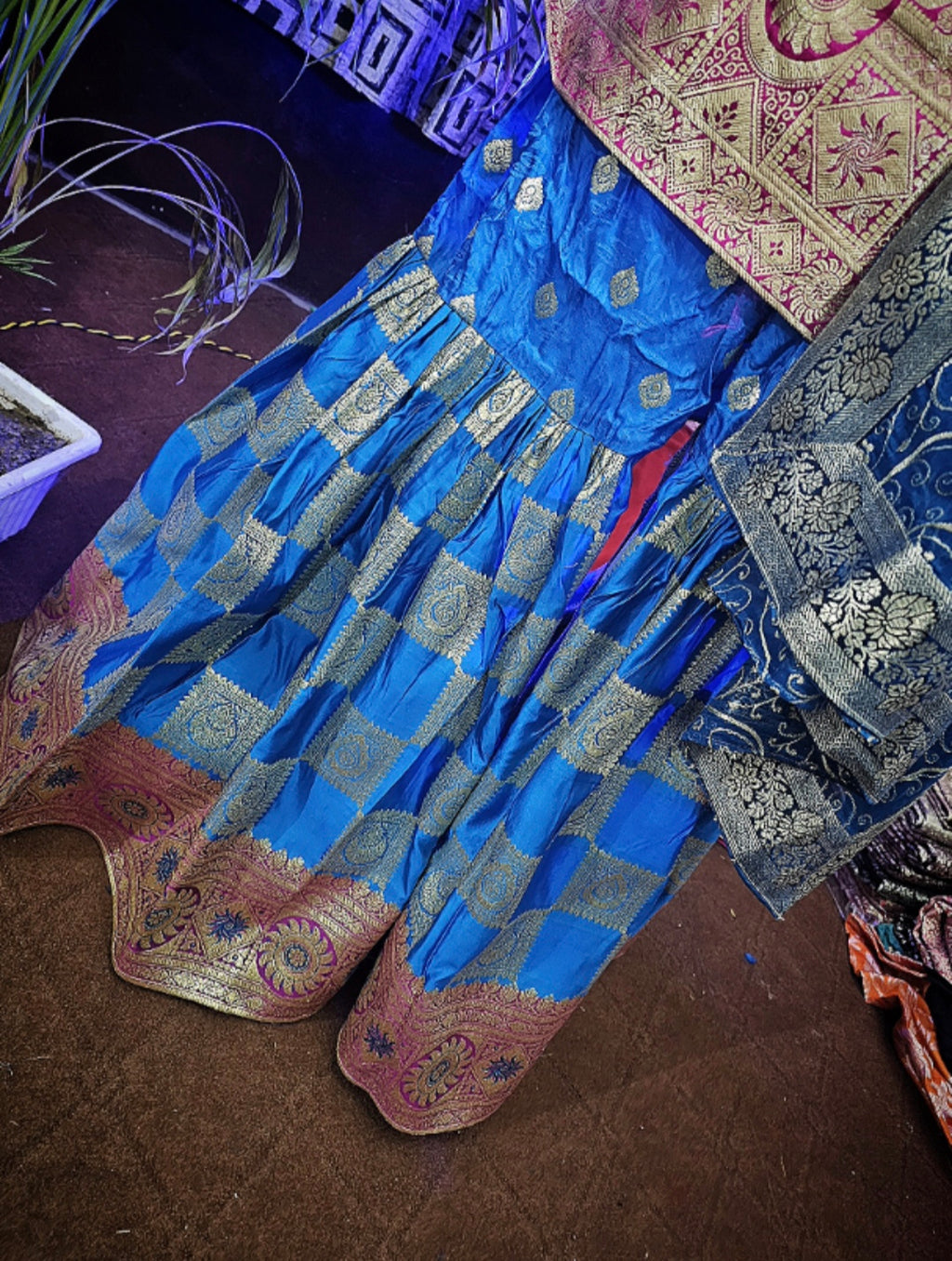 Dezainar kimkhab gharara/Semi stich banarsi katan silk gharara/katan silk gharara
