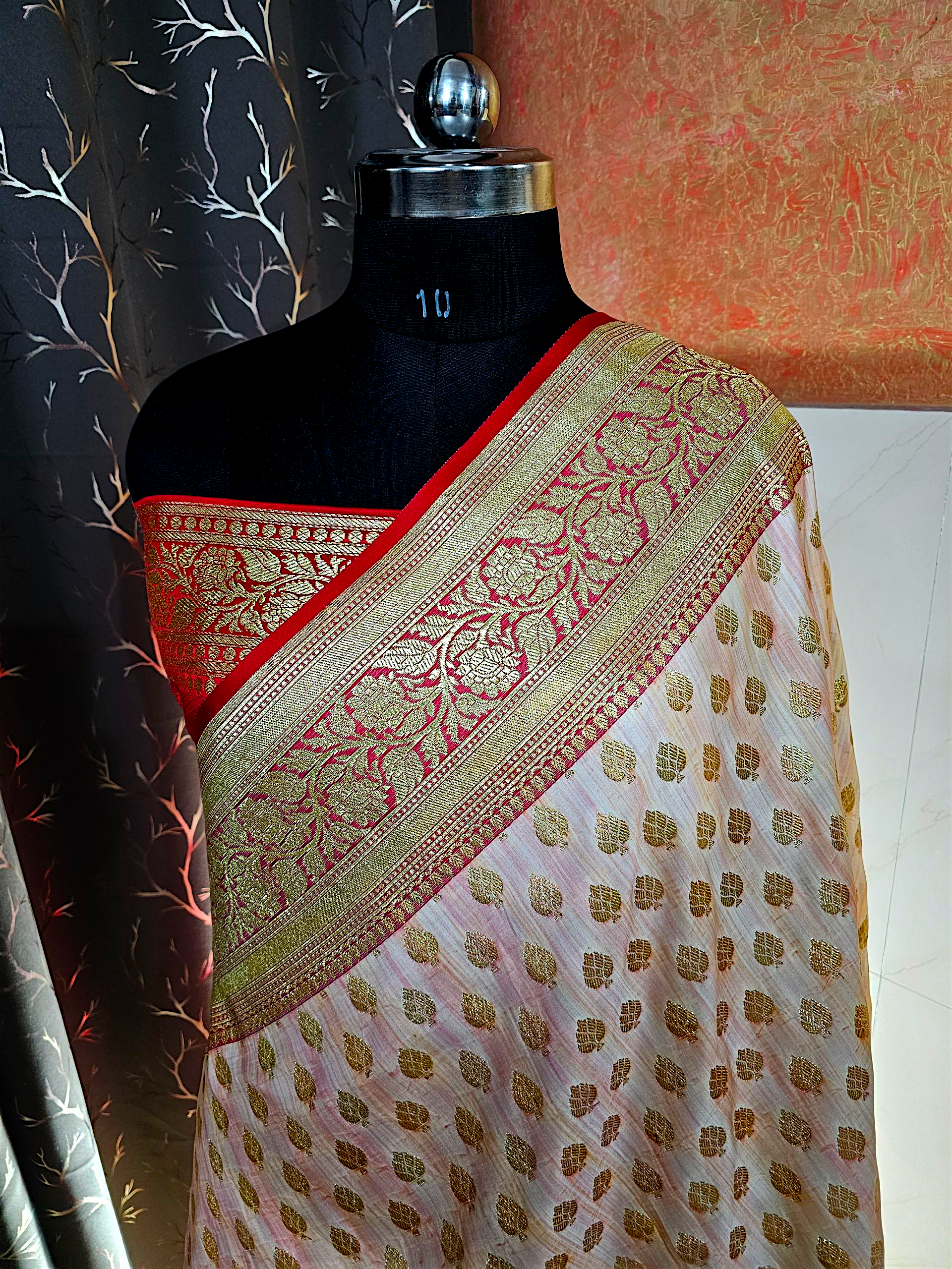 Red & Off White Patli Katan Silk Saree