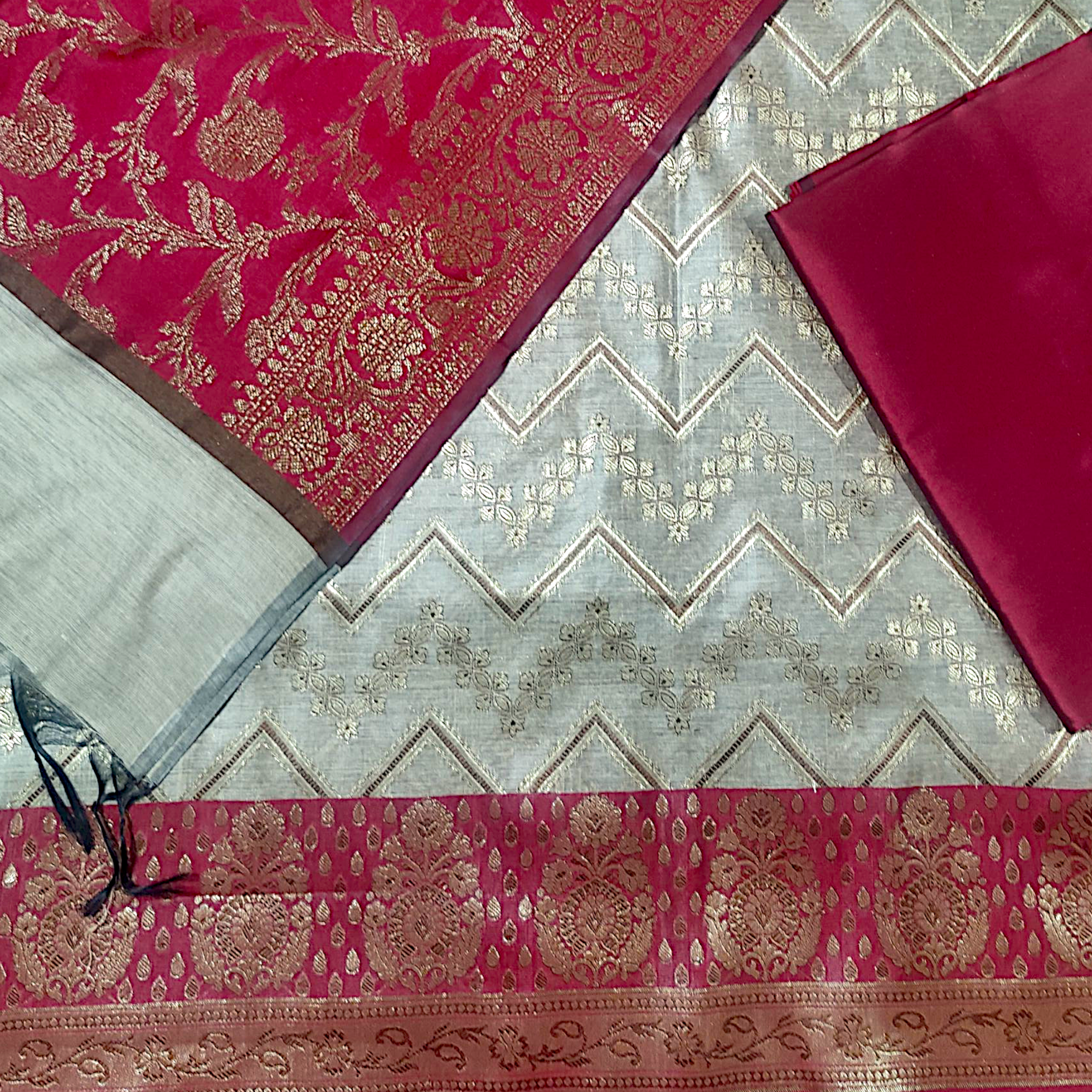 Red banarsi silk suit 